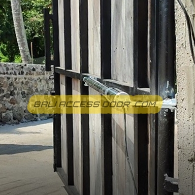 Access Control Pintu Gerbang Otomatis di Bali